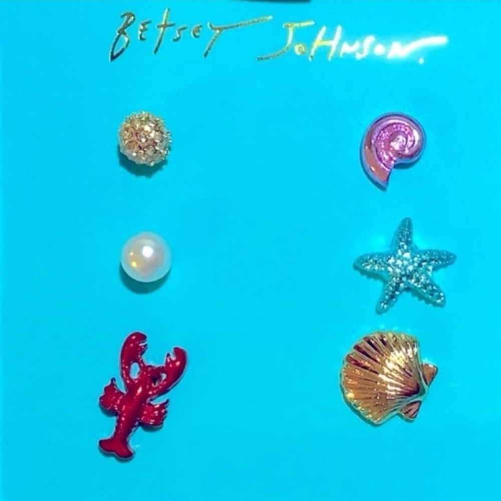 ❇️Betsey Johnson 6pc Mismatched Seashell Stud Earring Set NWT/NIB